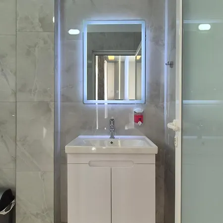 Roxhest 公寓式酒店