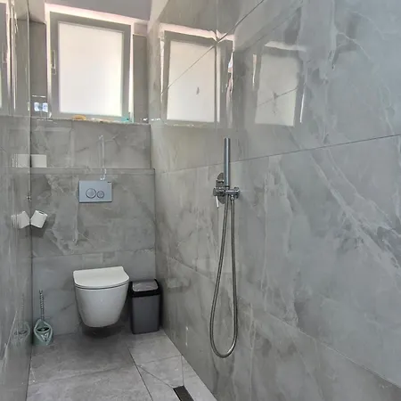 Roxhest 公寓式酒店