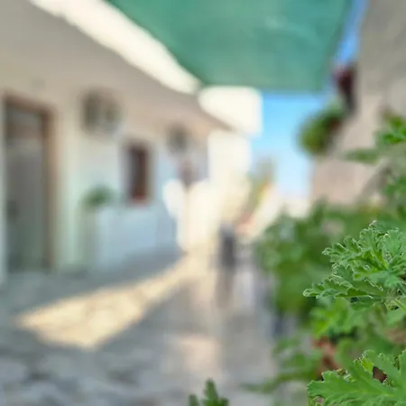 Apart-hotel Roxhest Sarandë