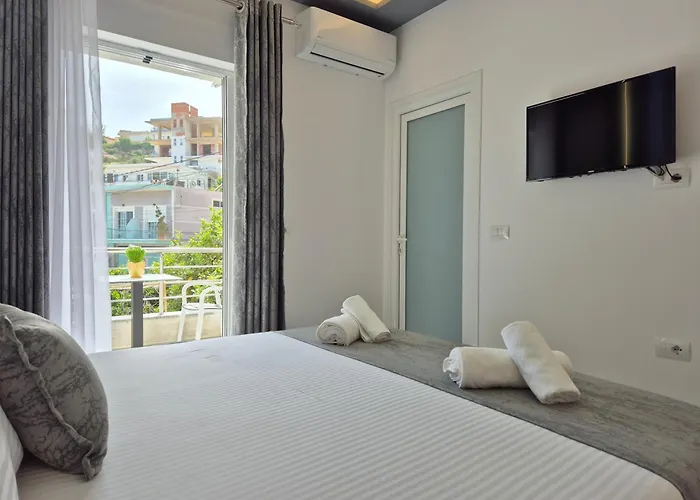 アパートホテル Roxhest 3*