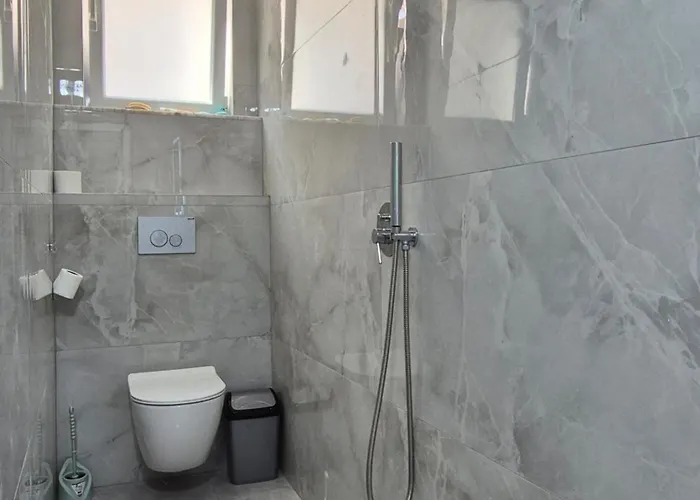 Roxhest アパートホテル