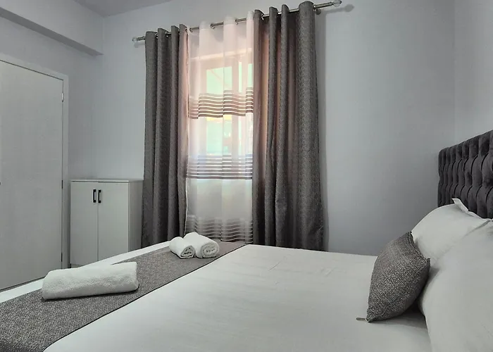 アパートホテル Roxhest 3*