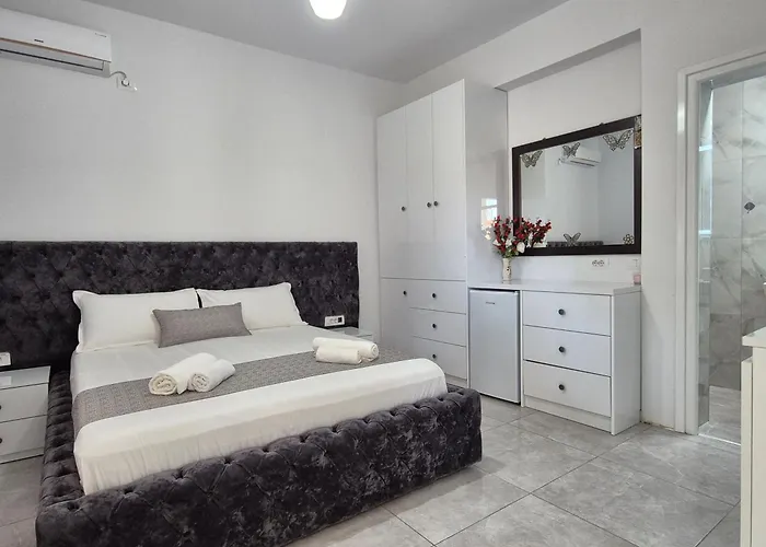 アパートホテル Roxhest