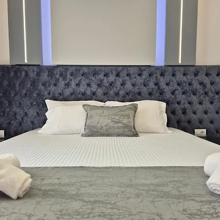 Roxhest 3* Sarandë