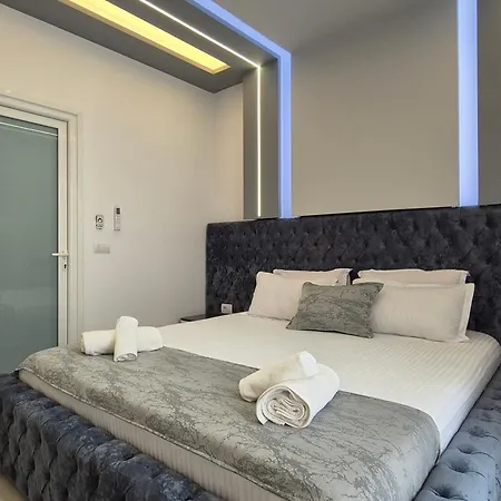 Aparthotel Roxhest Sarande