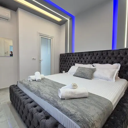 Roxhest Sarande