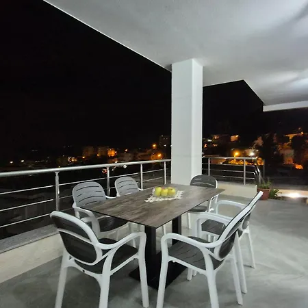 Ξενοδοχείο με διαμερίσματα Roxhest